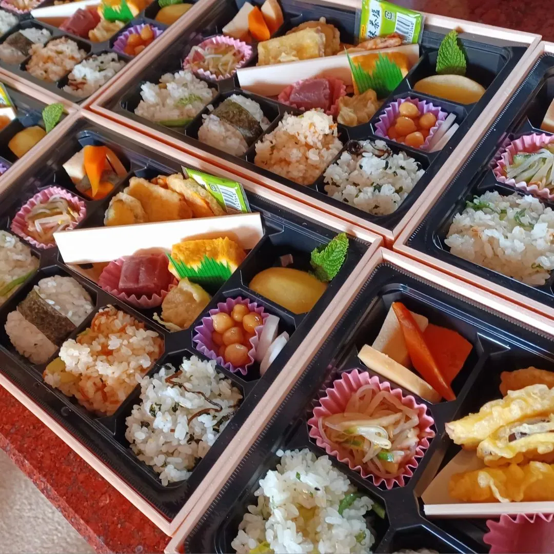 仕出し弁当、わっぱ飯テイクアウト　承ります！