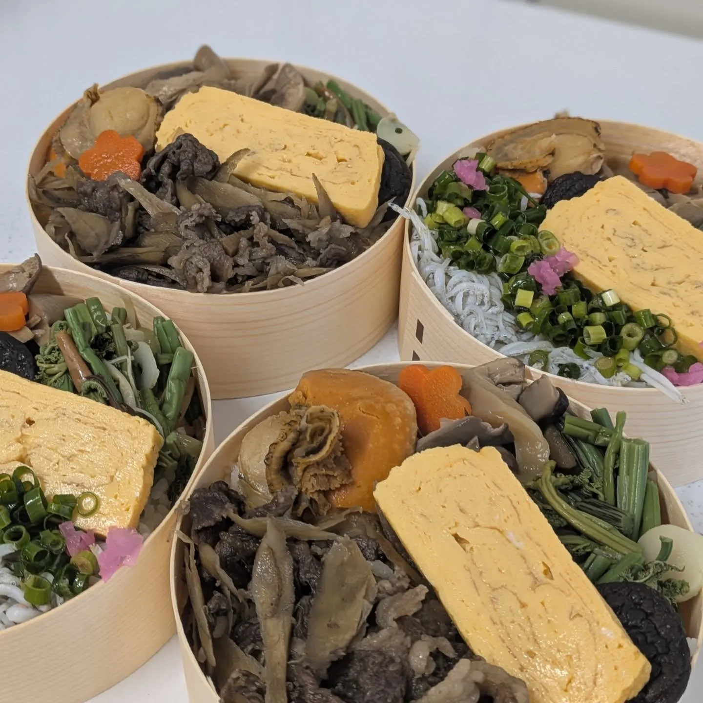 釜揚げしらすのわっぱ飯