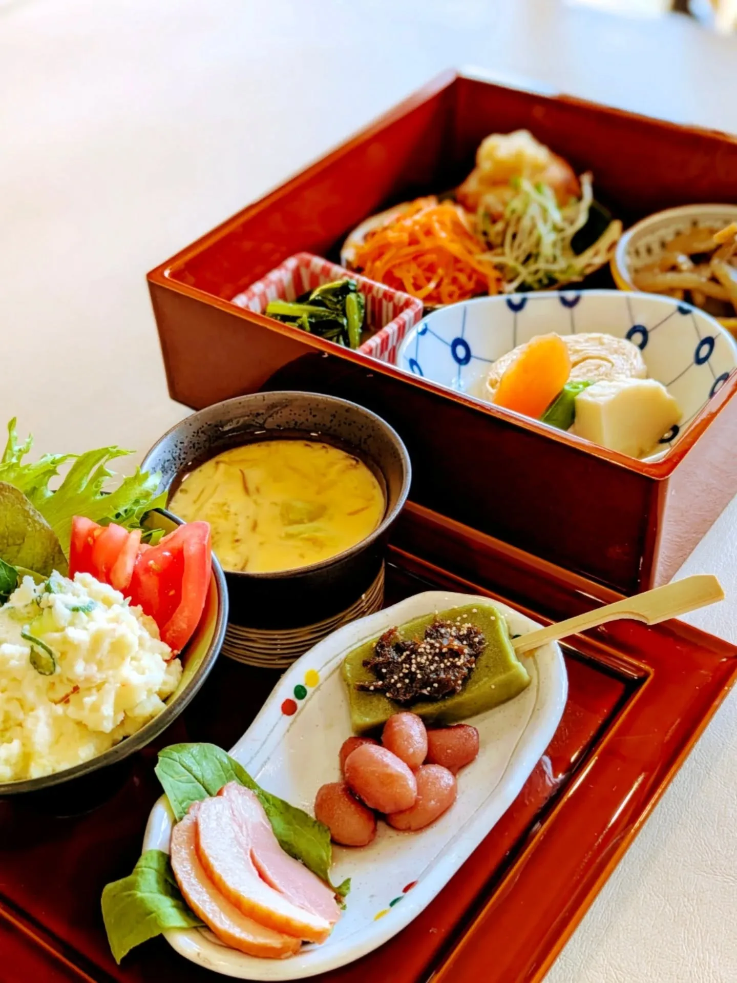 わっぱ飯たつ吉　定休日変更のお知らせ