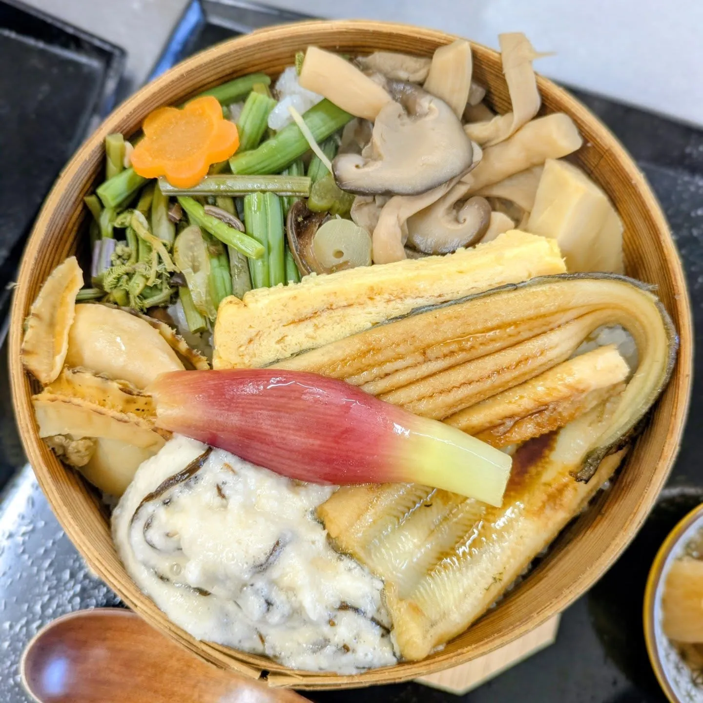 季節のわっぱ飯