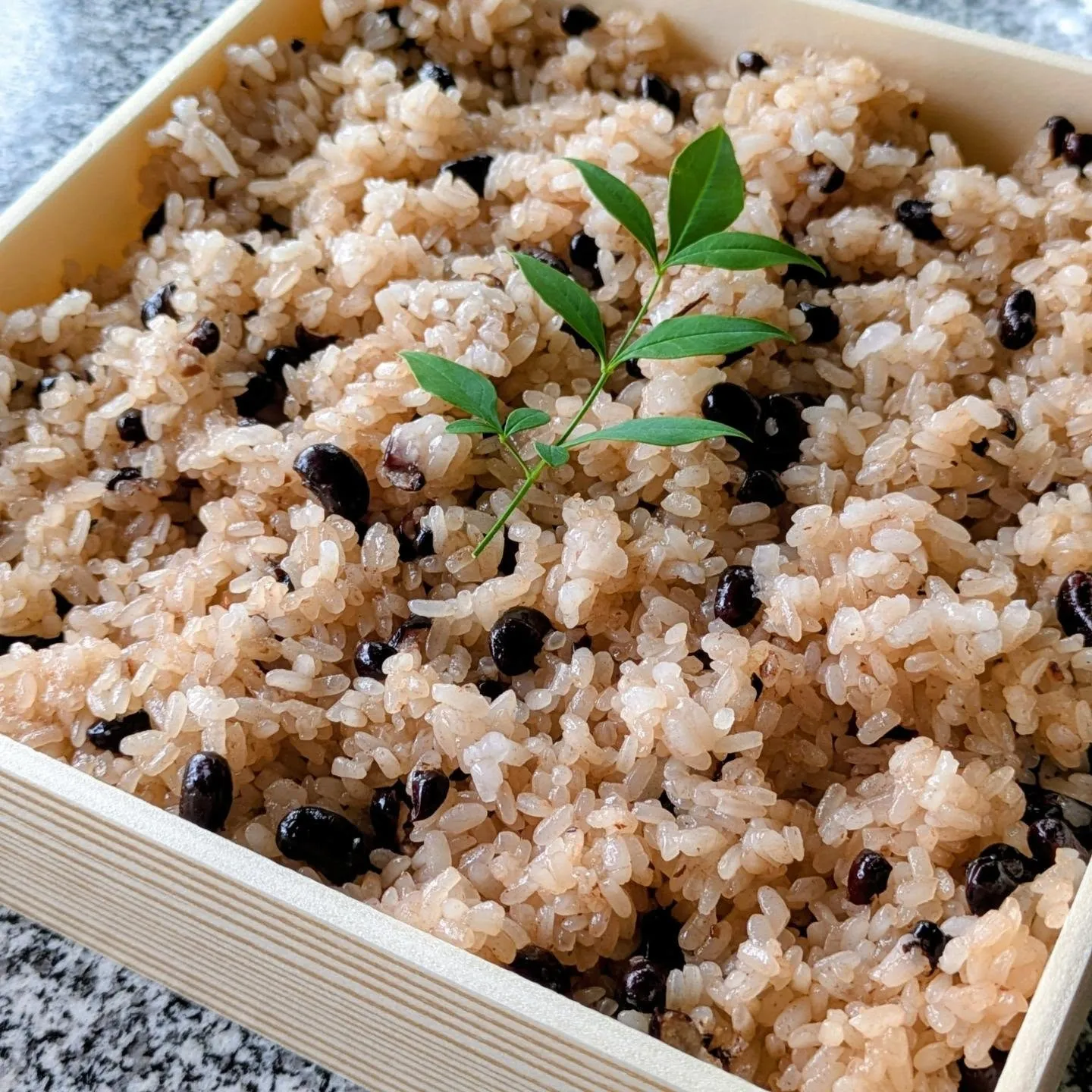 たつ吉のお赤飯